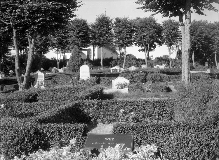 Text som medföljde bilden: "1936. 46. Foss Kyrkogård."