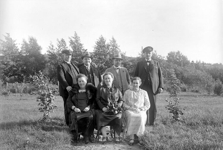 Enligt fotografens journal nr 5 1923-1929: "Edgren, Fr. Elisabeth Här".