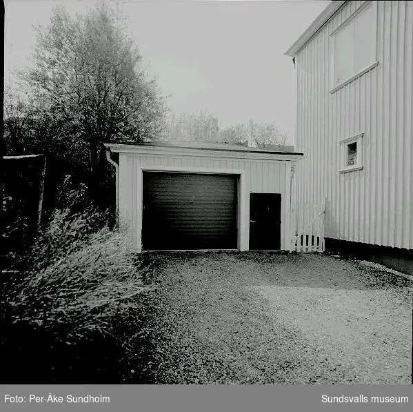 Flerbostadshus och garage. kv. Eken 2, Nygatan 27:08 Flerbostadshus09 Garage