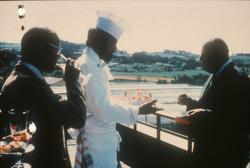 Besøk av Kong Olav V i anledning åpningen av Friggfeltet. Ko