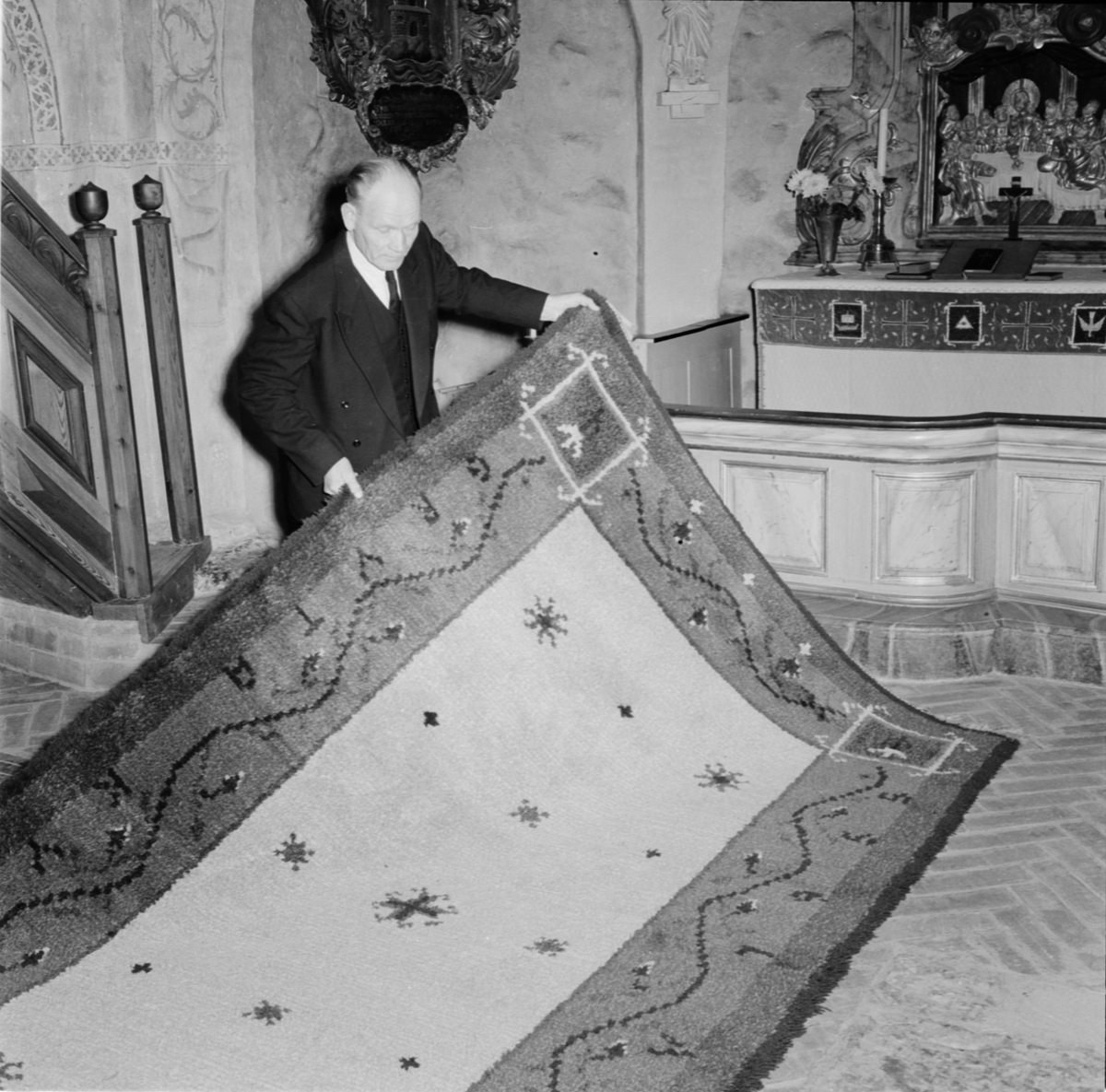 Man med matta, Gryta socken, Uppland 1953