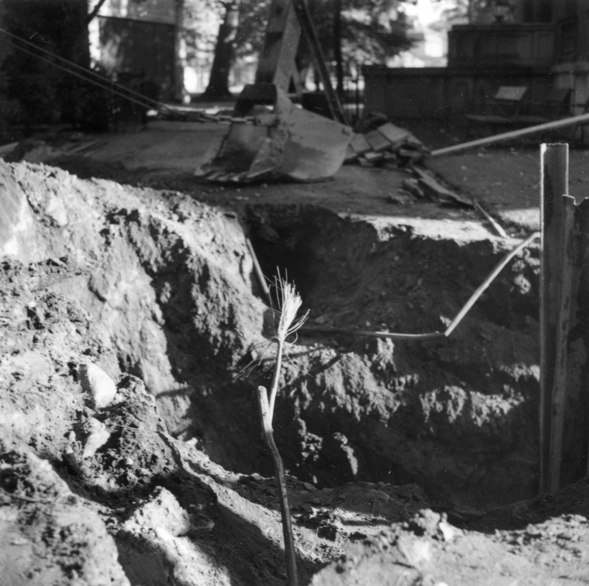 Schakt för avlopp från Villa Papyrus, den 15/10-1958.