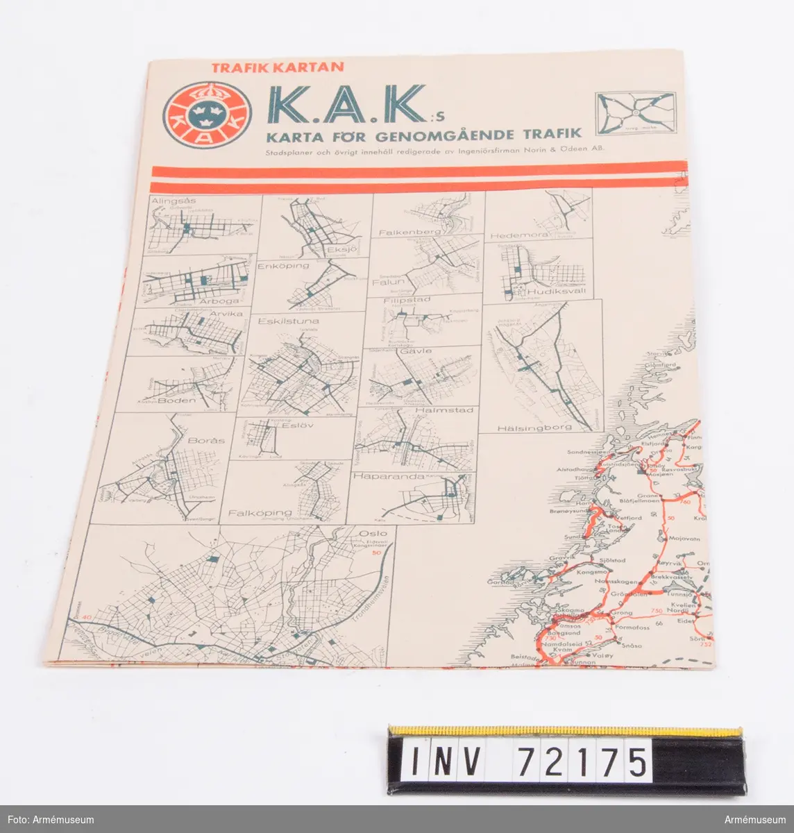 Grupp C II. 
Innehåller: kartor från manöver i Dalarna 1954.
