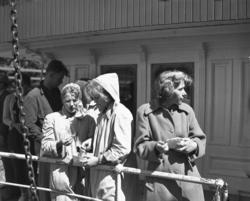 Vardens arkiv. "Fra Telemarksbåtene" 08.07.1953