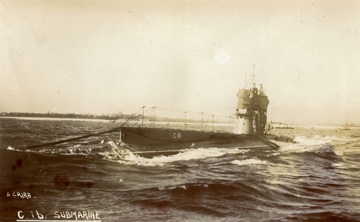 Den brittiska ubåten HMS C16.