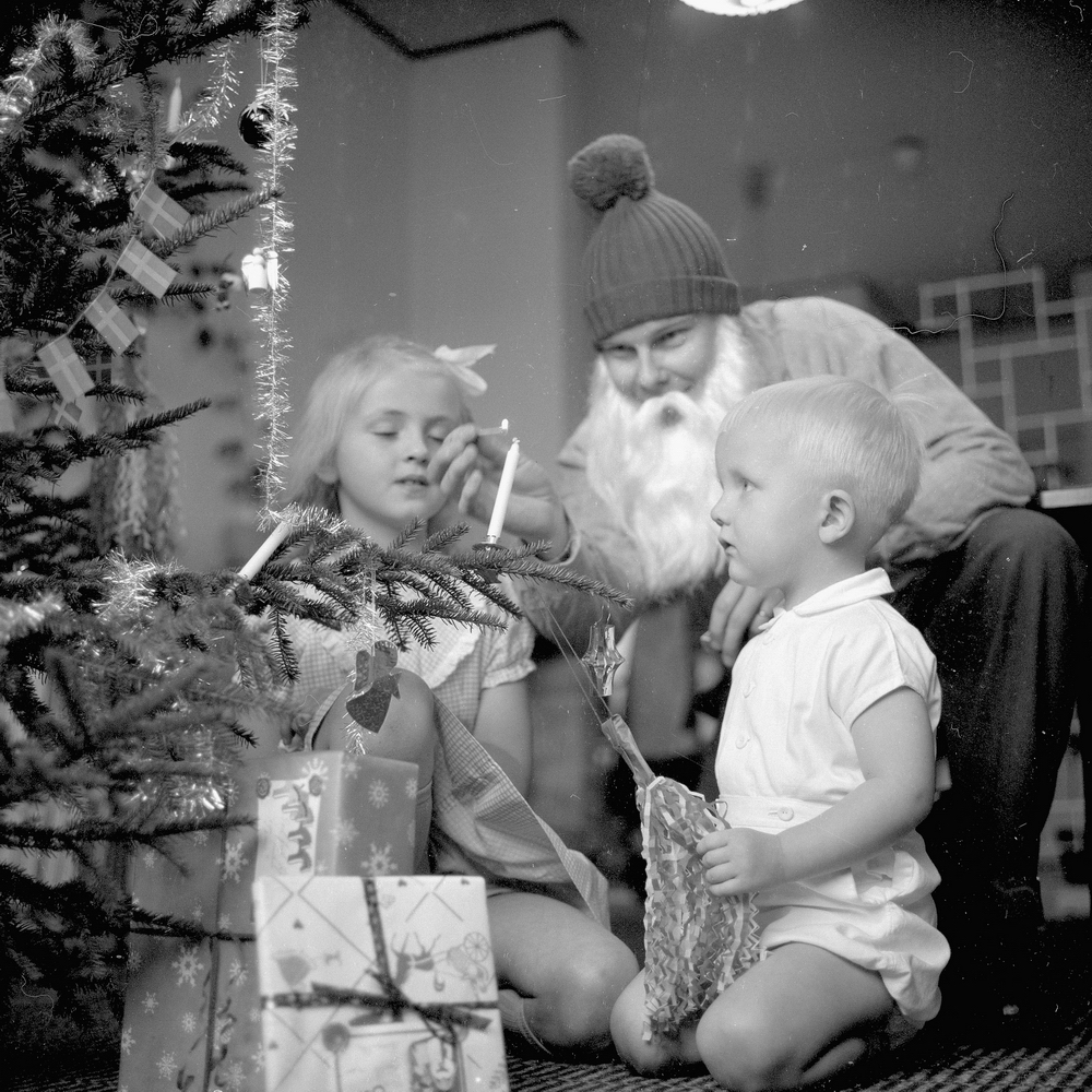 Julbildssidan.
24 december 1954.