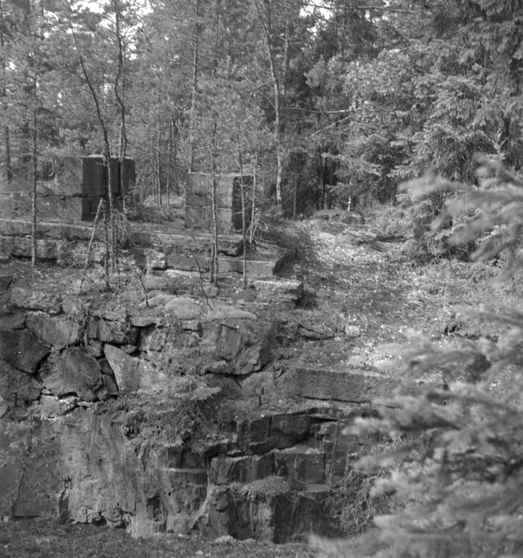 Venafältet, Vena gruvfält, fornlämningar.
Vena Koppar- och koboltgruva.
27 juli 1956.