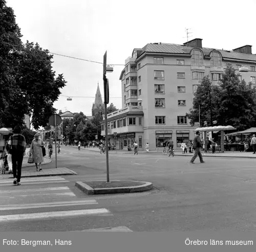 Del av Järntorget. Storgatan söderut, från Olaigatan.
Bilden tagen 1989-06.