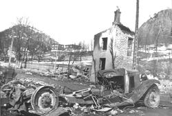 Namsos sentrum etter bombingen 20.4.1940