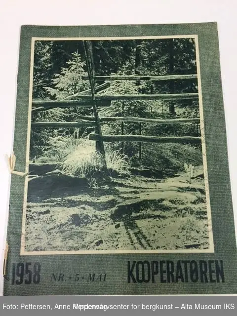 33 Ukeblad fra midten av 1950-tallet.