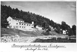 Borregaardarbeidernes Feriehjem anlagt 1918. 

Bilder fra 