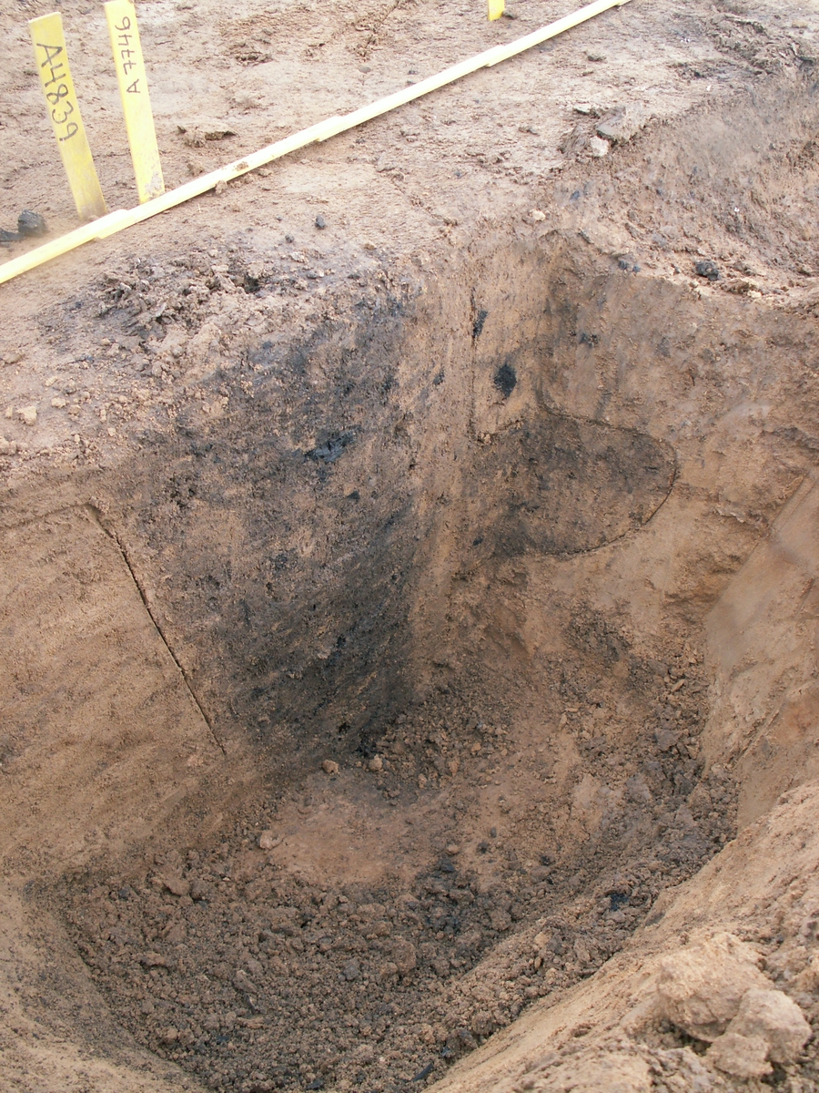Arkeologisk slutundersökning, Raä 433, A4839 nedgrävning och A7746 nedgrävning, Fansta, Bälinge socken, Uppland, 2006