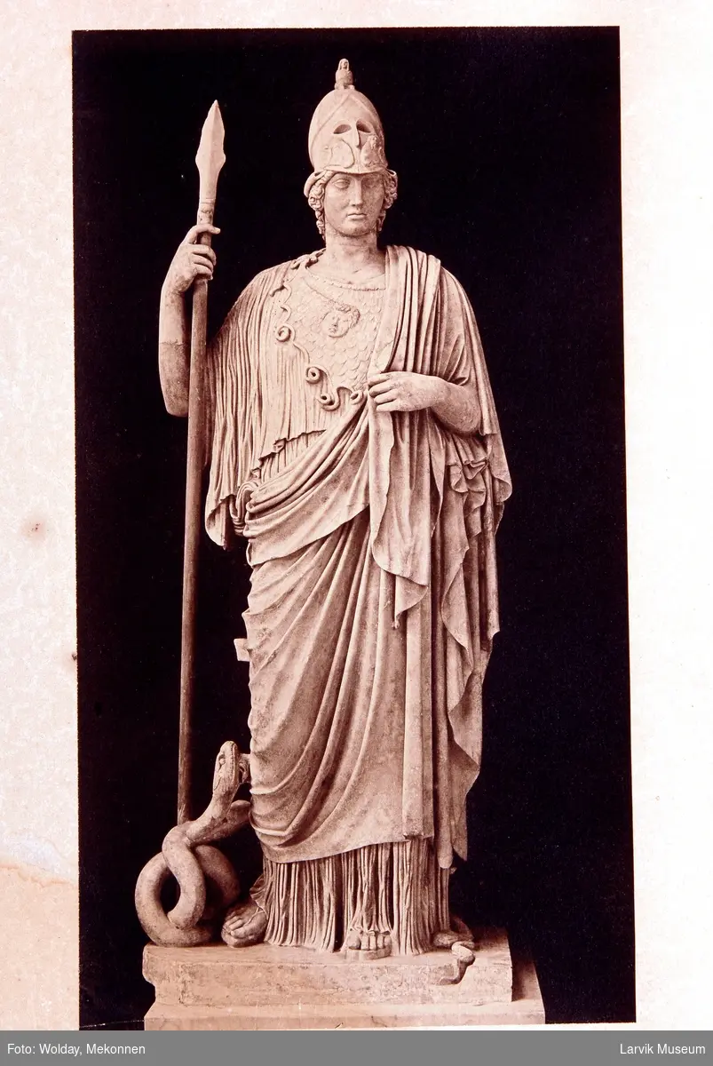 skulptur (Perikles?) av en av antikkens krigere