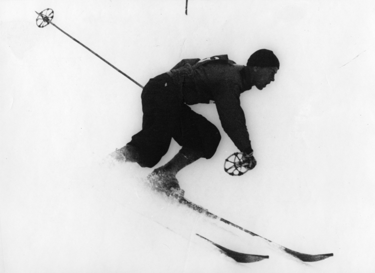 Kongsberg skier Alf Konningen in downhill race
