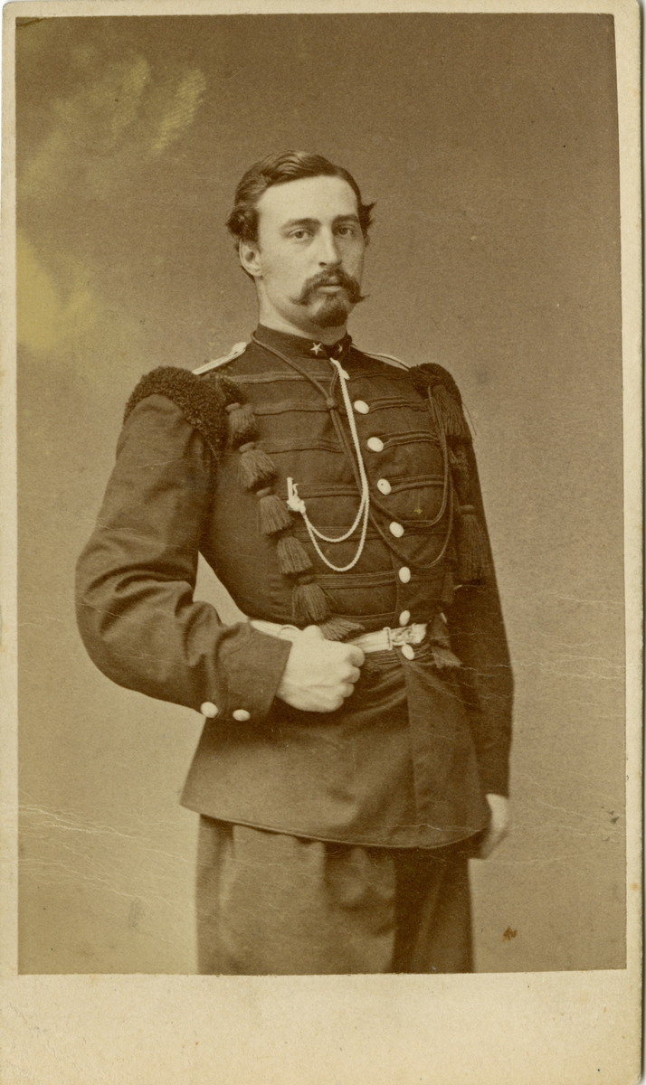 Porträtt av Claes August Christian Bratt, kapten vid Värmlands fältjägarkår I 26.