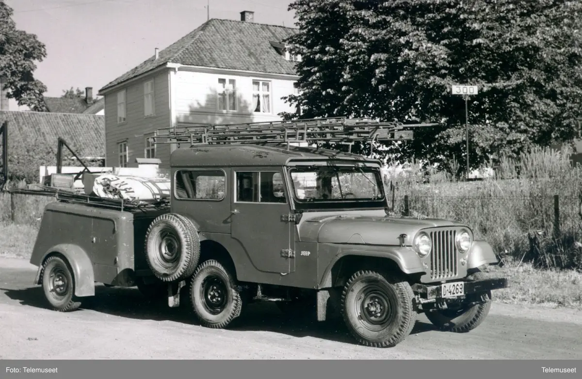 D-4269, Rolladen-schneider LS8 18