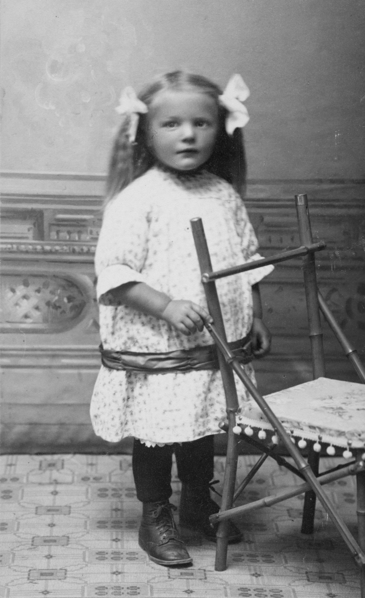 Elisabeth Andrea Lillehagen f.  03.12.1914. 86-1. Skålerud, Vang H.