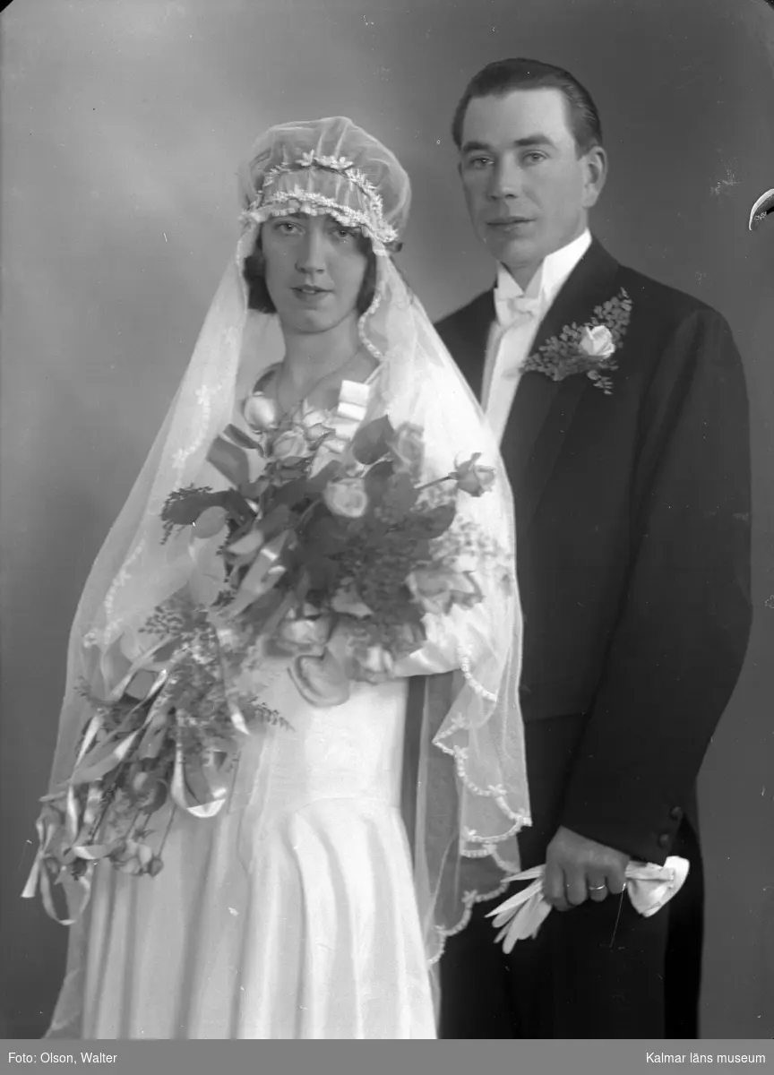 Bröllopsfoto av ett par från Kalmar.