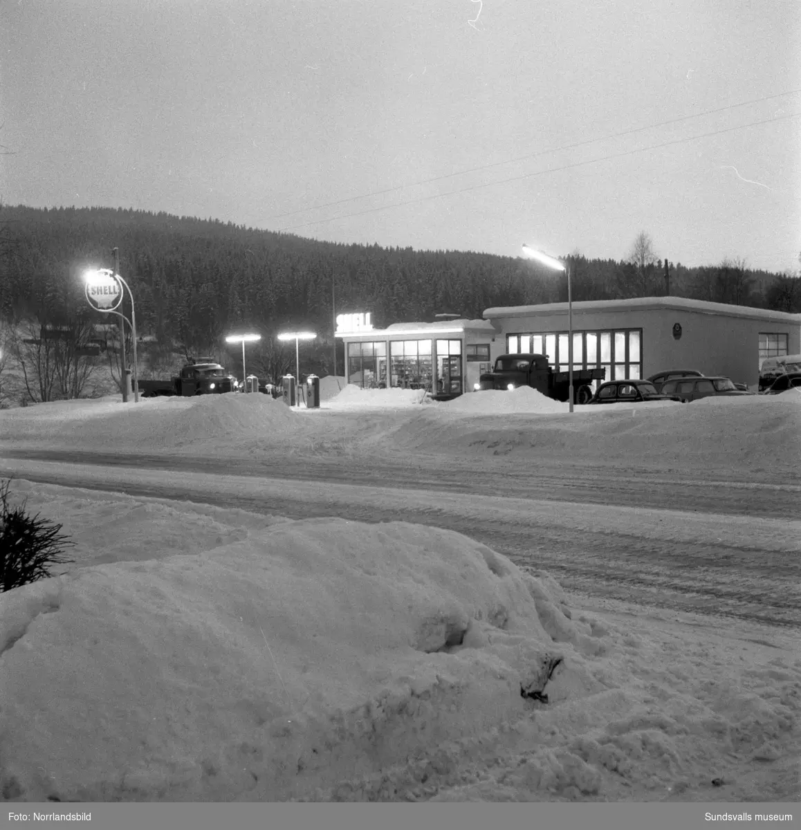 Shell bensinstation i Timrådalen.