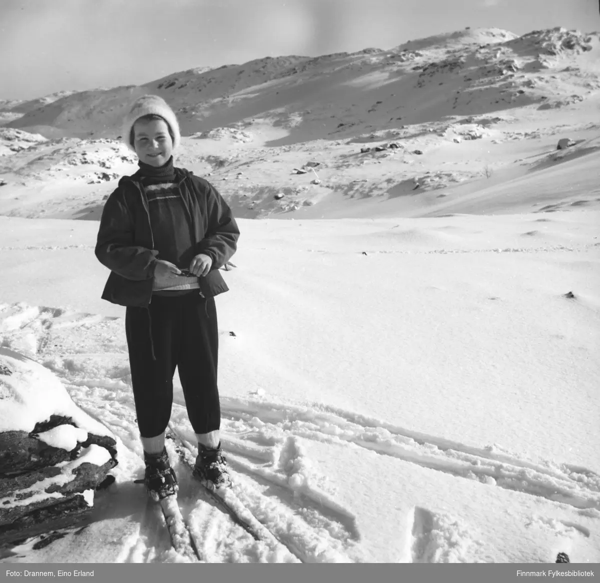 Turid Karikoski på skitur i fjellet ovenfor Hammerfest.
