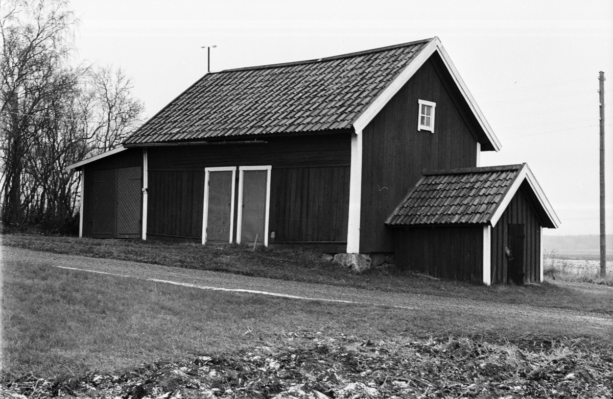 Vedbod, matbod och jordkällare, Tensta-Forsa 11:2, Tensta socken, Uppland 1978