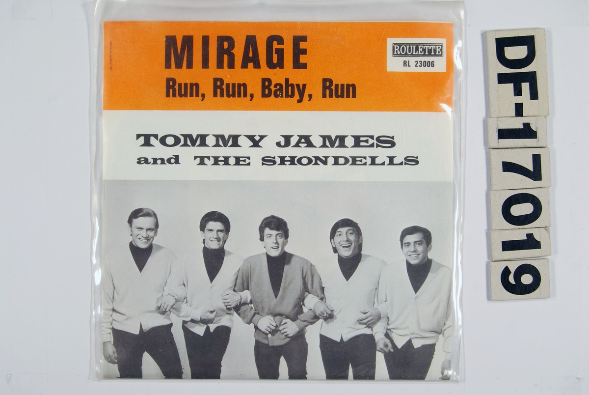 Bilde av Tommy James og The Shondells på coveret. Platen har blå, røde, gule og grønne striper på labelen.