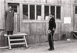 Gjenreisning. Honningsvåg. Besøk av Kong Haakon VII. Ordføre