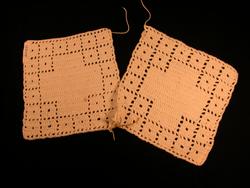 Brikker, 2 stk hekla