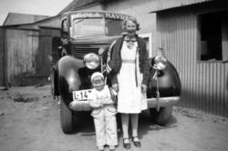 Lastebilen er en Ford 1938 modell (Info fra Jo-Olav Bakken 2