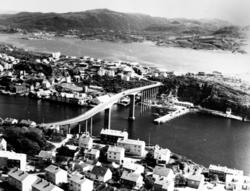 Flyfoto av Kirkelandet (i front) og Innlandet (midten) i Kri