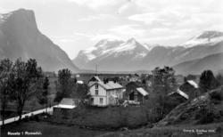 Postkort: 255 ";Nauste i Romsdal. Eneret G. Sverdrup 1939.";