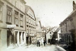 Gateparti fra den østligste delen av Storgata, sett mot øst.