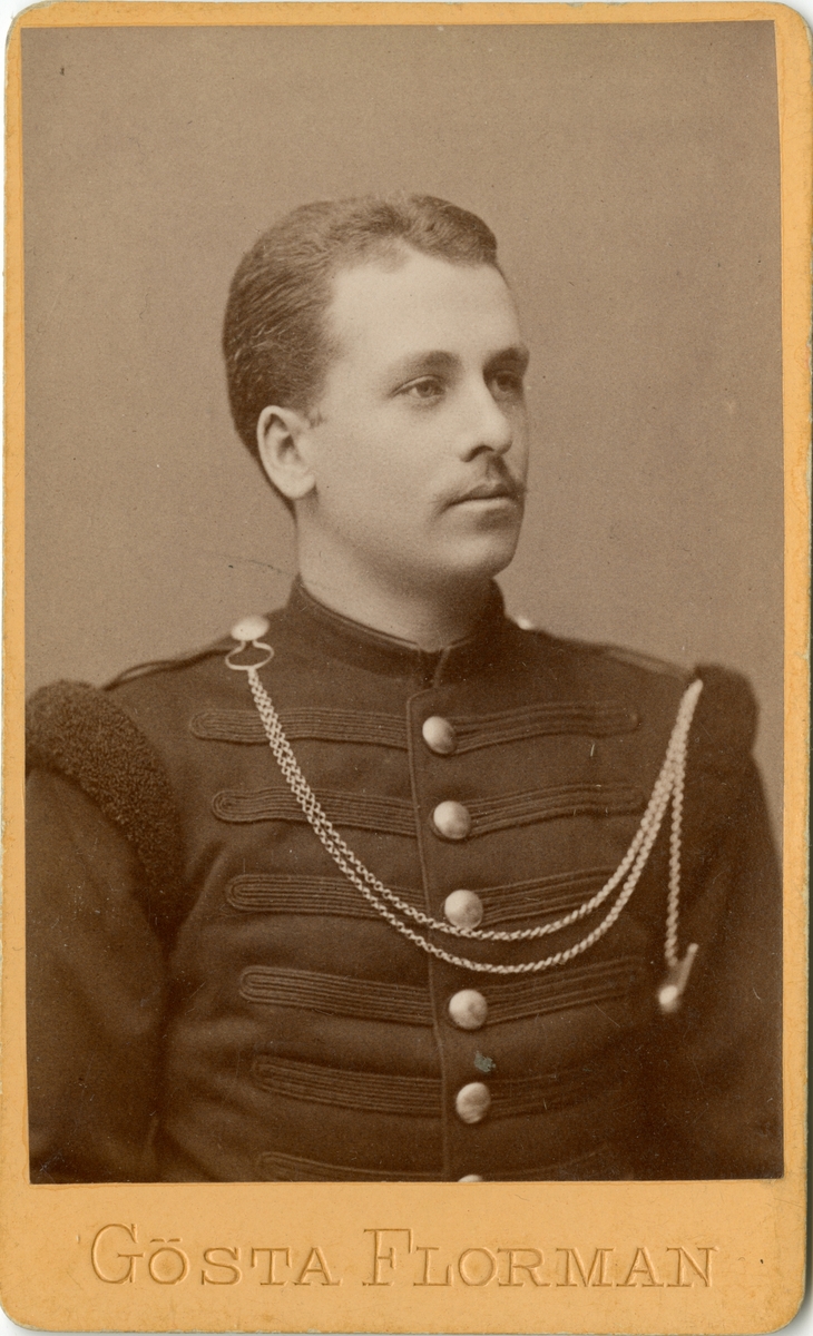 Porträtt av Carl Gerhard Reutercrona, löjtnant vid Värmlands fältjägarekår I 26.