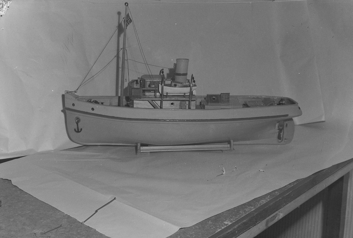 Jernbanens hobbyutstilling i Folkets Hus og amatørteater i Frimurerlogen