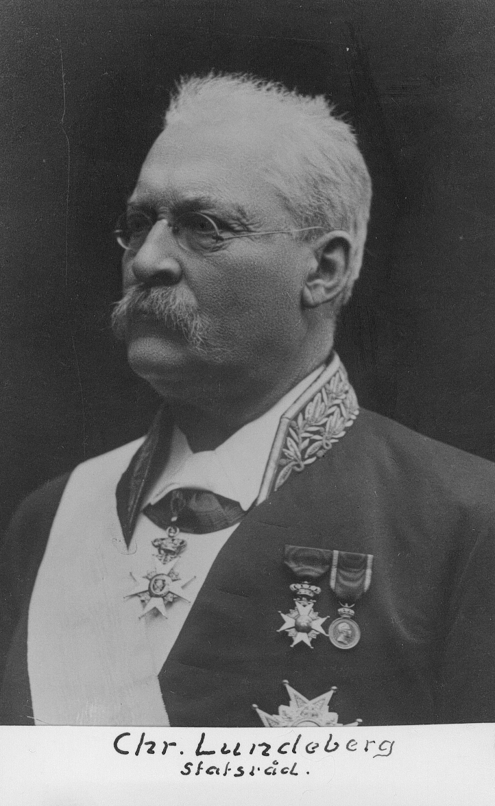 Brukspatron och Sveriges statsminister augusti–november 1905. Född 14 juli 1842 i Forsbacka i Valbo församling, död 10 november 1911 i Stockholm.