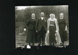 Brudefoto av Guri Sveriplassen og Johan Sveum.