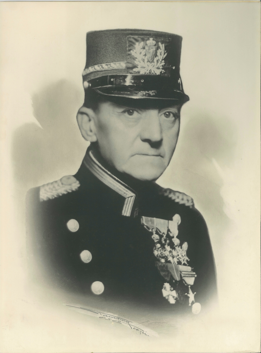 Portrett av politiinspektør Otto Theodor Krohg