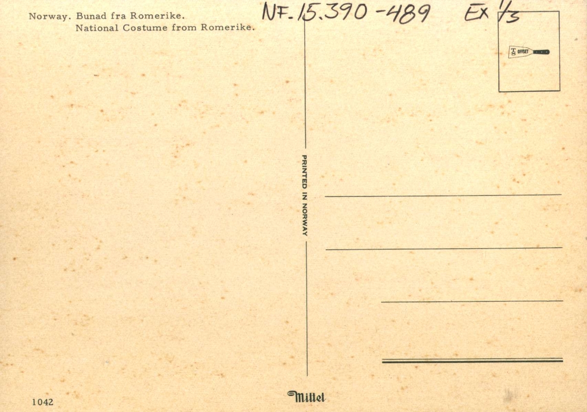 Postkort. Kvinnedrakt fra Romerike. Utstilling NF.