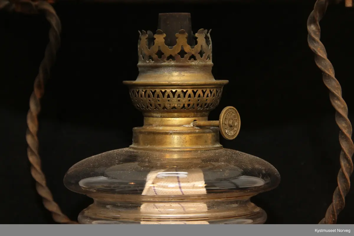 Parafinlampe med holder