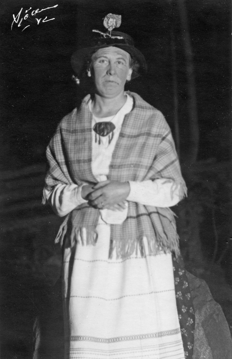 Sigrid Johansson (gift Bandolin), 1942