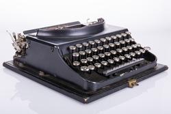 Skrivemaskin