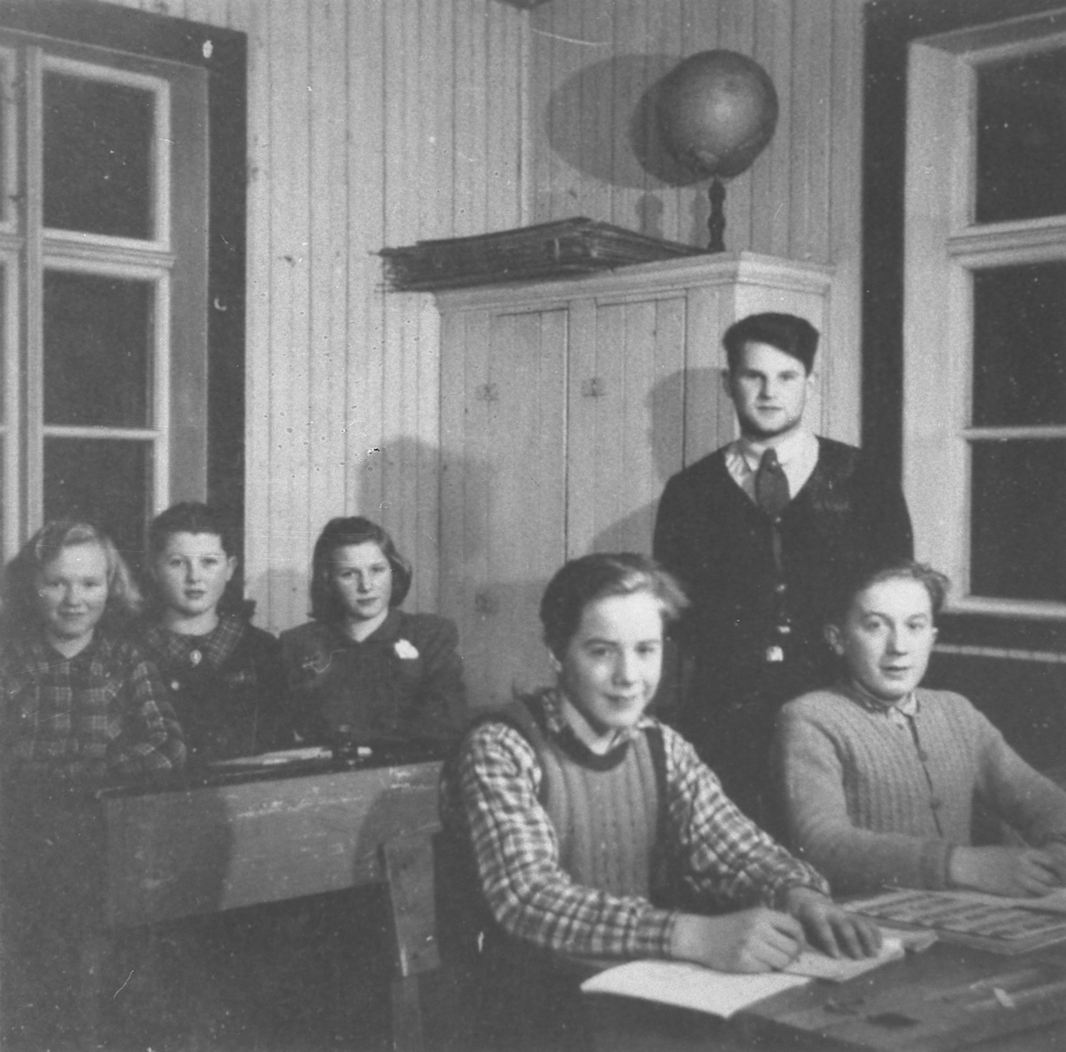 I klasserommet på Refsnes skole i Tranøy i 1952.