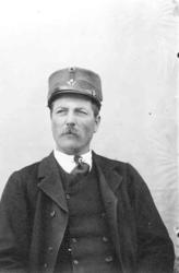 Postbod Syver Hjeltereie (f. 1876)