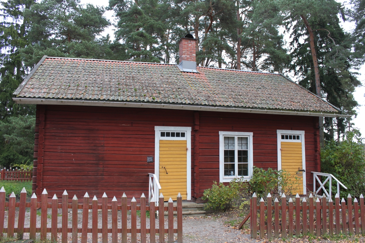 Skolbyggnad - Vallby Friluftsmuseum   Digitaltmuseum