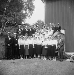 Sangerstevne på Løkken i 1954. Ukjent kor fotografert ved Lø