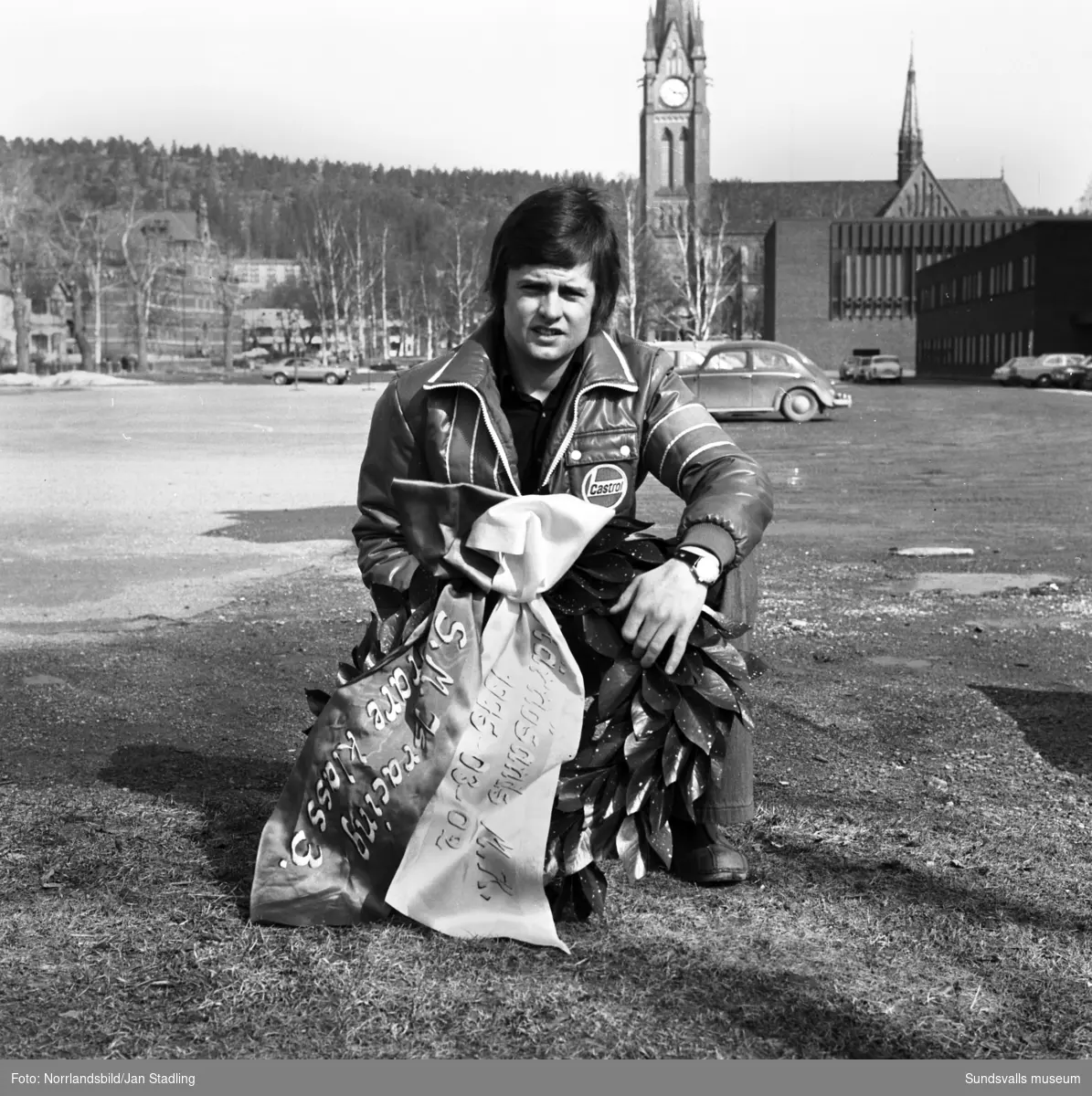 Göran Olsson, SMK Sundsvall, SM-vinnare i isracing 1975. Foto från läroverksplanen.