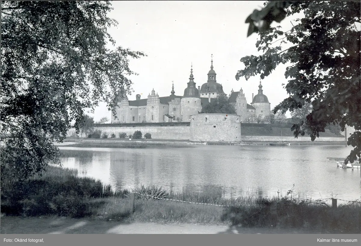 Kalmar slott från Sylvanderparken.