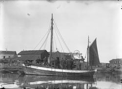 Fiskeskøyte Reg. R497