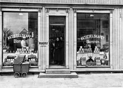 Forretning Aktieselskapet Blommen, i St. Mariegate 66 i Sarp