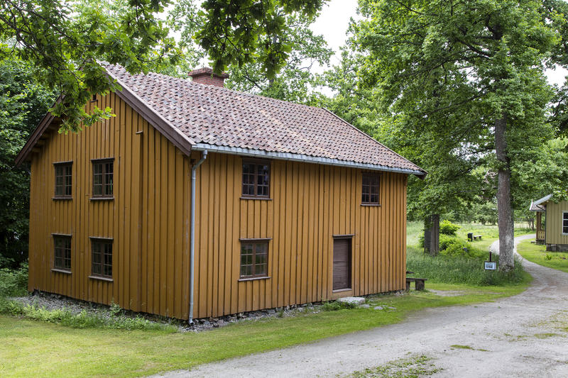 Korsegården. Gjenoppført på Follo museum i perioden 1989-93. (Foto/Photo)
